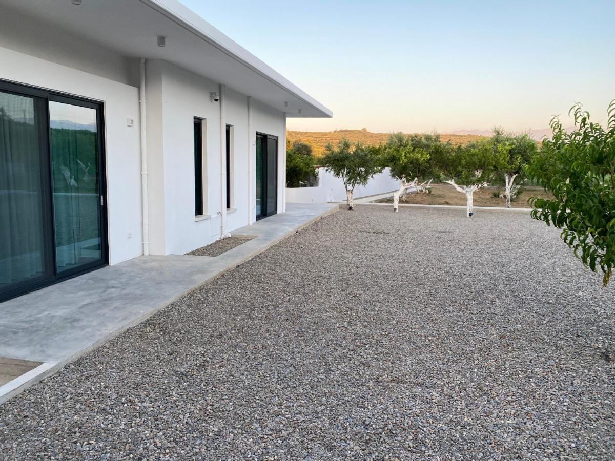 Lefko Apartments Tavronitis  Luaran gambar